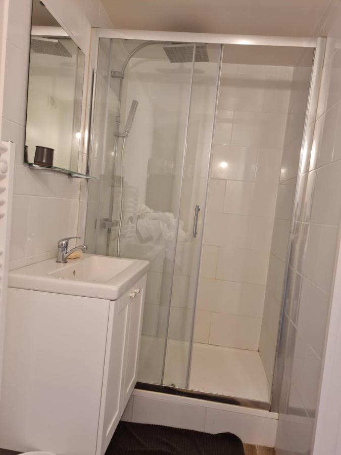 Appartement Calme Et Pratique. Тур Екстер'єр фото